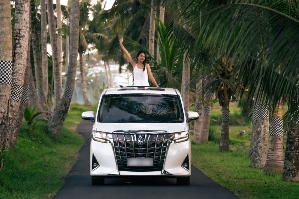 Sewa Mobil Alphard Bali dengan Supir – Solusi Perjalanan Mewah Bersama Udayana Trans - UDAYANA TRANS