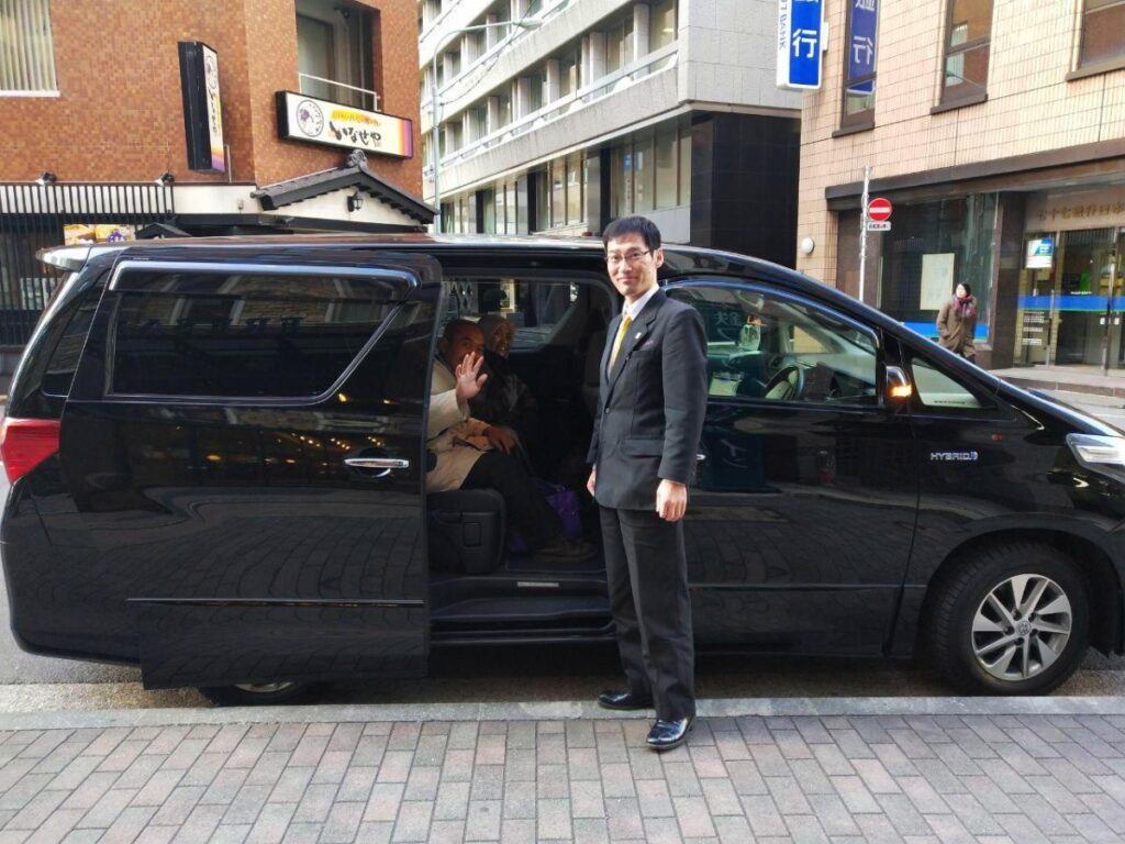 sewa alphard di bali