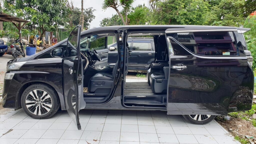 sewa mobil vip di bali